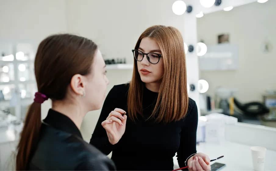 Czym dezynfekować kosmetyki, aby uniknąć zagrożeń zdrowotnych?