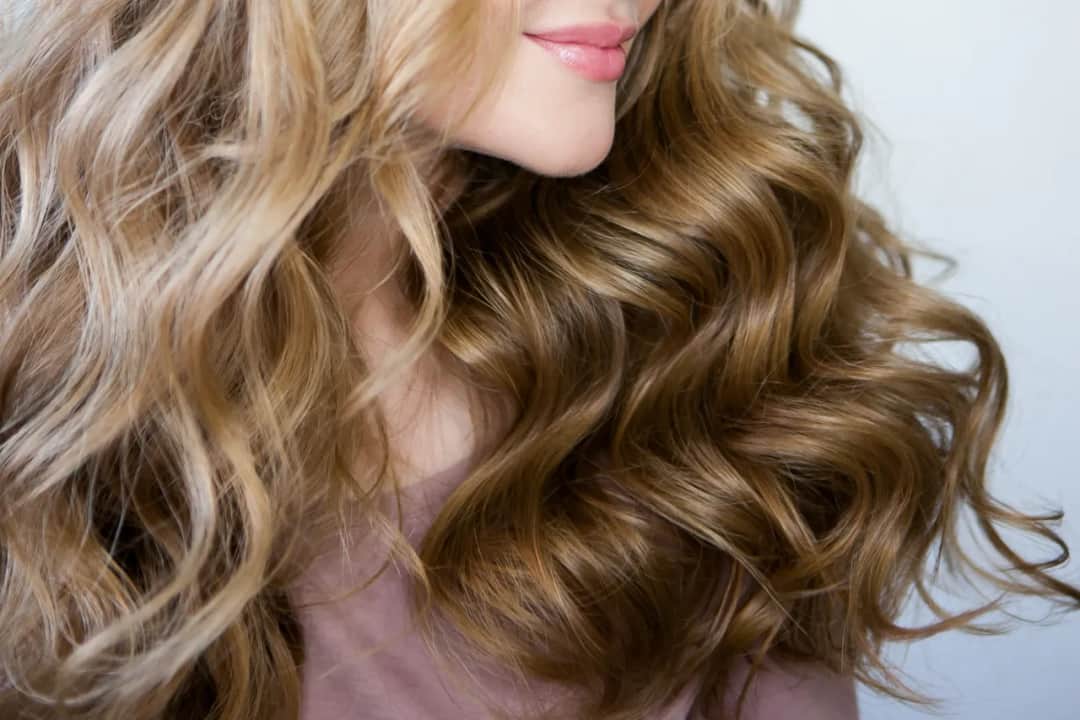 Lokówka co sama kręci włosy – łatwe kręcenie bez wysiłku